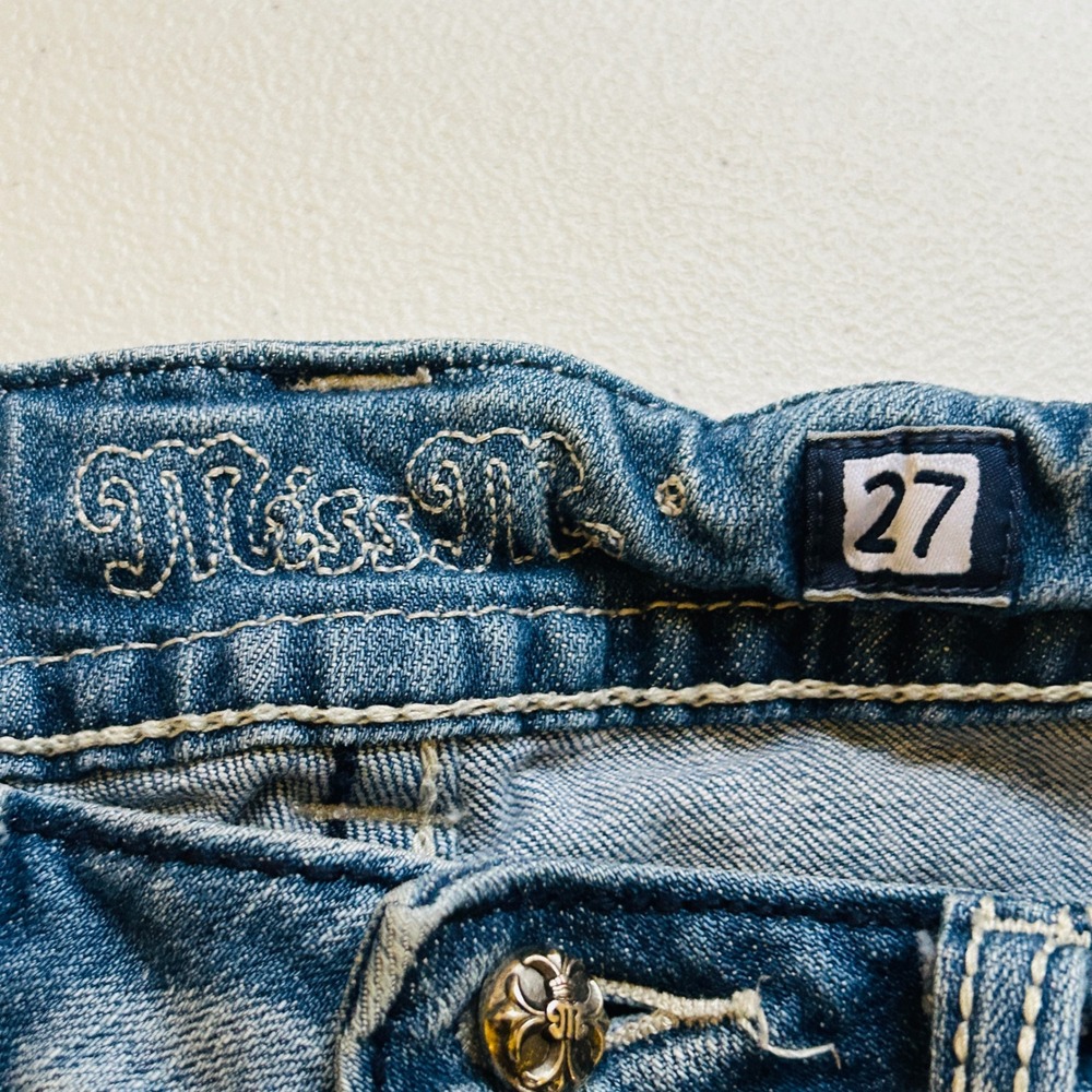Miss Me Capri Jeans‎ 27 Blue Distressed Rhinestone Wing Flap Pockets Western - Picture 8 of 9